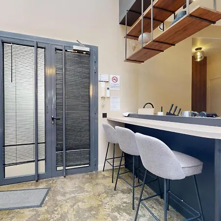 Apartament Bluestay 242 - Superb In *