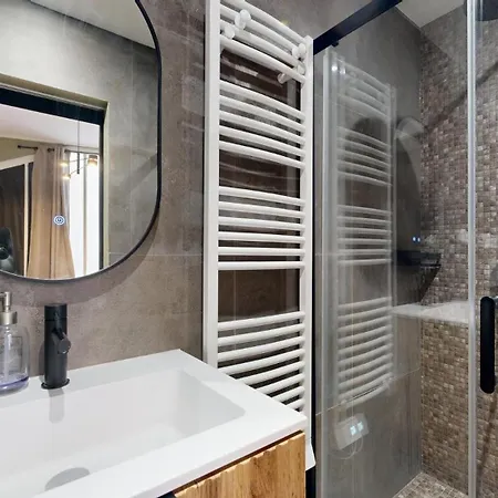 Apartament Bluestay 242 - Superb In *