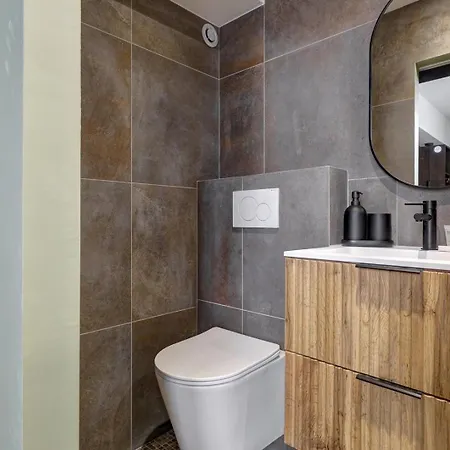 Bluestay 242 - Superb In * Paryż